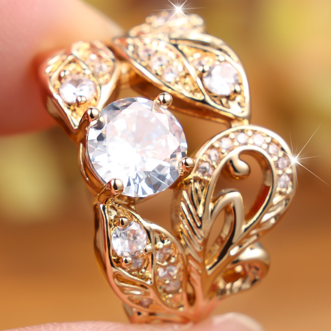 Unisex Wide-band Hollow-out Ring with Intertwined Leaves